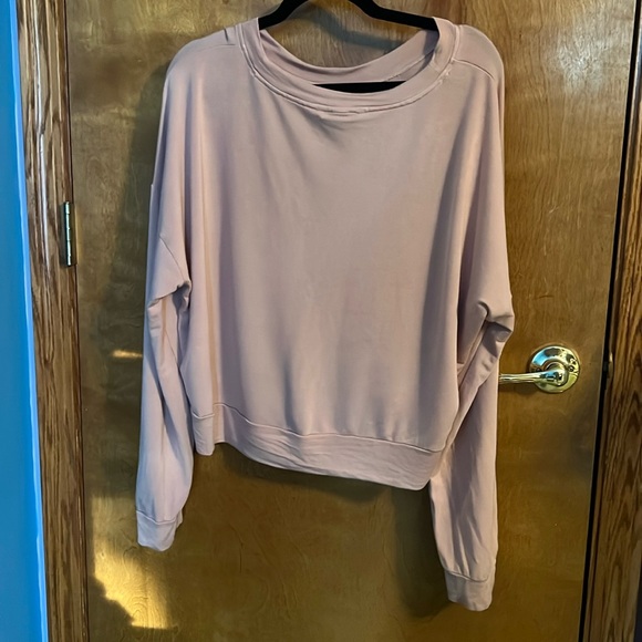 Victoria’s Secret Modal Twist Front Top Size XXL NWOT - Picture 2 of 3